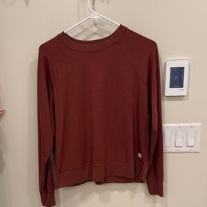 Vuori Long Sleeve Halo Crew size small